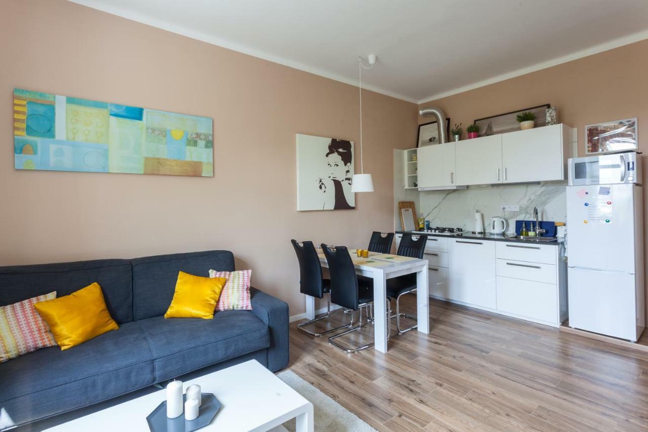 Ferienwohnung Eliska Prag Exterior foto